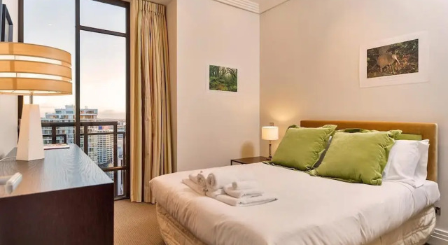 QV Stunning Views Metropolis - 466, Забронировать Апартаменты/квартира Отели Окленда с парковкой, рядом с Парк Окленд-Домен, Парковка