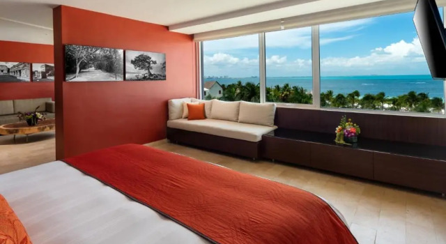 Двухместный люкс клубный с видом на океан Presidente InterContinental Cancun Resort