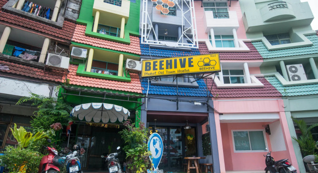 Beehive Phuket Old Town - Hostel