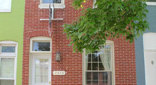 Brick 3BR Home in Trendy Neighborhood, Newly Renovated! Holiday home 3