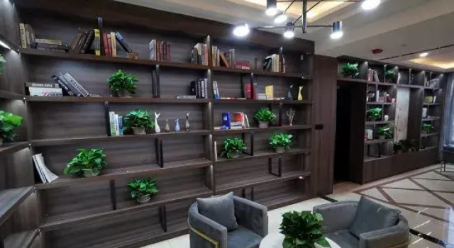 GreenTree Inn Zhixuan Hotel (Dezhou Fuxing Street bus station), Rezerwuj Hotel Hotele w Dezhou z parkingiem, Parking