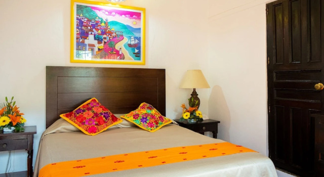 Двухместный номер Standard с красивым видом из окна Hotel Posada De Roger - Near Los Muertos Beach