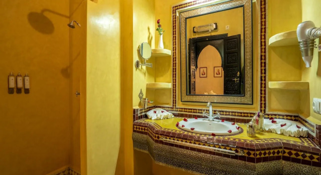 Camera Deluxe Riad Almisk