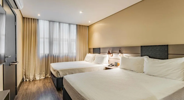Двухместный номер Standard Grand Mercure Curitiba Rayon