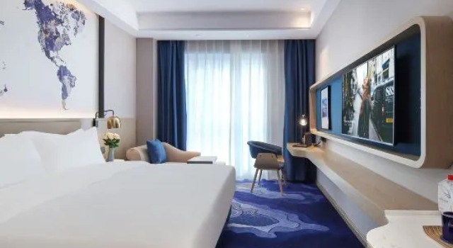 Люкс Deluxe Kyriad Hotel Zhengzhou High Speed Railway East Station
