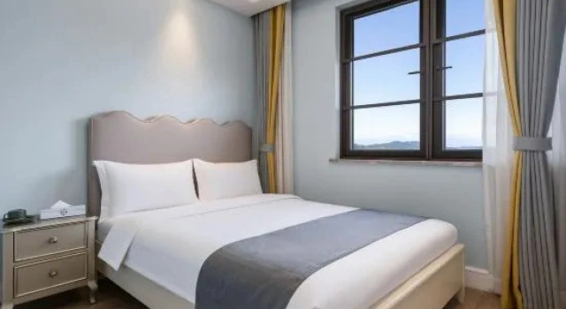 Семейный люкс с 3 комнатами с видом на сад Mingshu Holiday Apartments