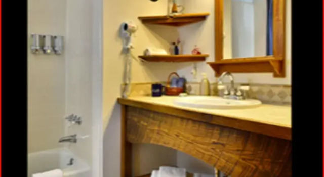 Номер Standard с балконом Bent Creek Lodge Bed & Breakfast
