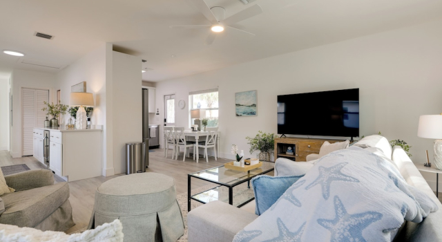 North Palm Beach Oasis w/ Hot Tub - 2 Mi to Ocean!, Book Feriehus Villaer i Florida, Villa
