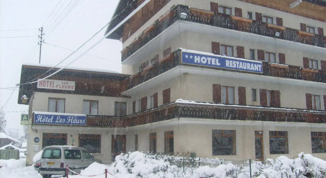 Hôtel Les Fleurs, Забронировать Отель Морзин Порт дю Солей