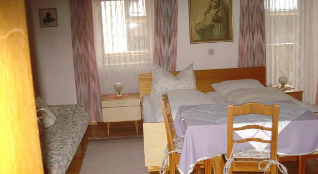 Haus Walter, Забронировать Отель Нессельвенгле Танхаймер-Вальд, рядом с Подъемник Нойшвандлифт