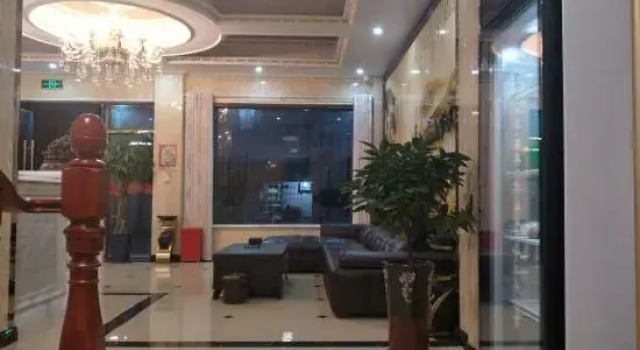 Pinghu Xinyue Fashion Hotel, Prenota Hotel Hotel a Jiaxing con parcheggio, Parcheggio