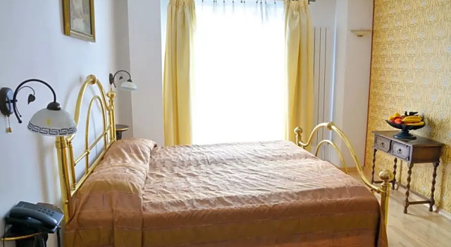 Standart oda Hotel Senator