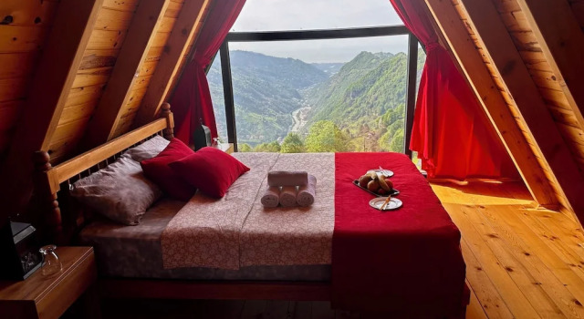 Celazeni̇ Bungalov, Забронировать Дом для отпуска Ардешен Черноморский регион Турции