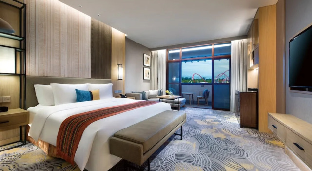Номер Premium с балконом Crowne Plaza Kunming Ancient Dian Town by IHG