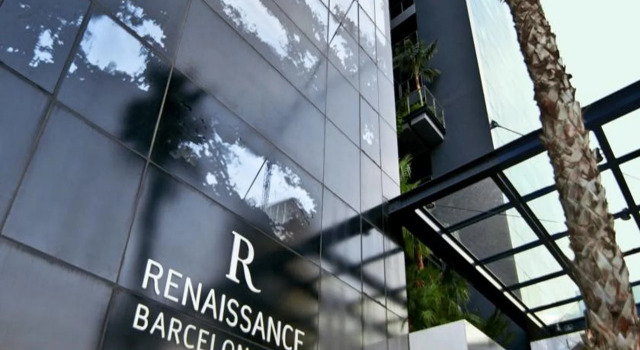 Отель Renaissance Barcelona Fira