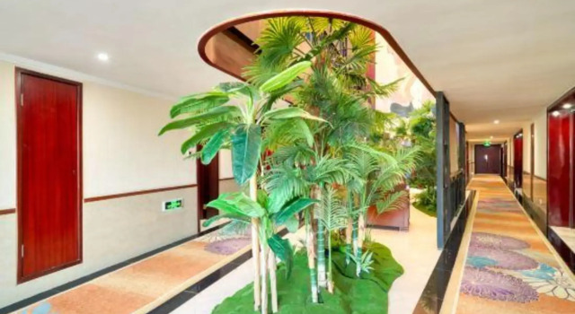 Yongkang Ziwei Garden Hotel (International Convention and Exhibition Center), Book Hotel Hoteller i Yongkang med parkering, Parkering