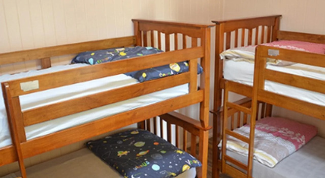 Lee Farm Stay Cottages, Rezervasyon Çiftlik Konaklaması Kingaroy Queensland