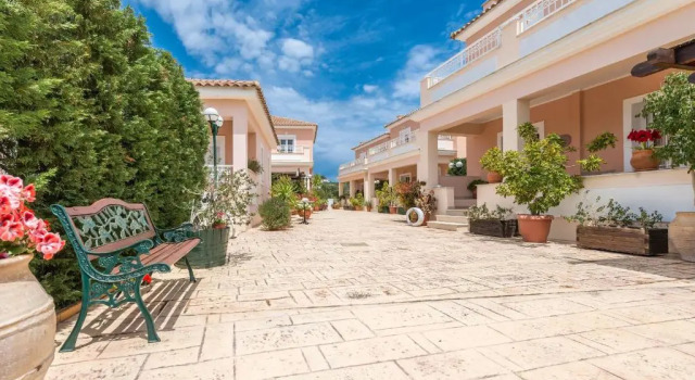 Lorenzo Villas, Reserva ahora Hotel Lithakia Zante