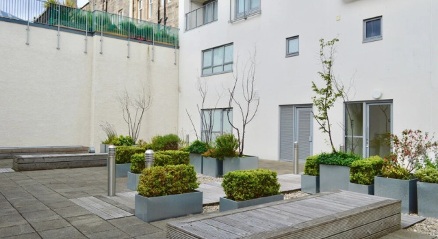 Bright Centrally Located Apartment, Забронировать Апартаменты/квартира Апартаменты Эдинбурга, рядом с St George's West Church, Апартаменты/квартира