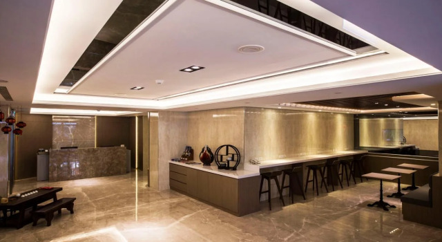 Golden Garden Hotel