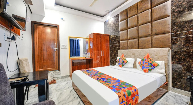 Fabhotel Ice Berg, Rezervovat Hotel Déhrádún Uttarakhand