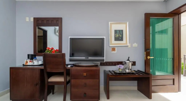 Четырёхместный номер Standard Casa de las Flores Hotel