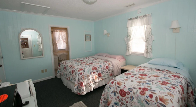 Номер Standard c 1 комнатой с балконом Outer Banks Motel
