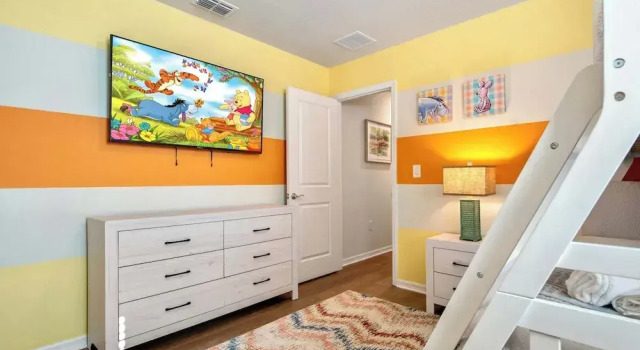 Bright & Spacious 7BR Pool Villa w/ Game Loft New Windsor Cay Resort Near Disney, Varaa Lomakeskus Orlando Kissimmee