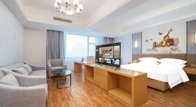 Люкс Business Vienna International Hotel Guangzhou Dagang