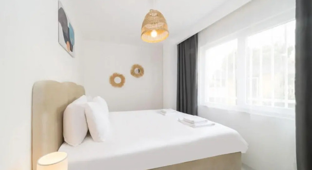 Comfortable Modern Flat With Balcony in Muratpasa, Забронировать Отель Отели провинции Антальи с парковкой, Парковка