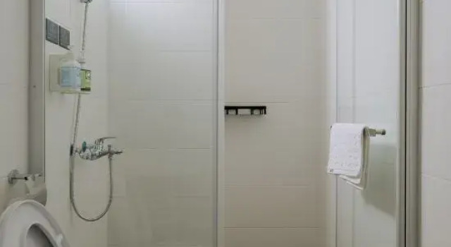Seng i sovesal (sovesal til mænd) terumahouse