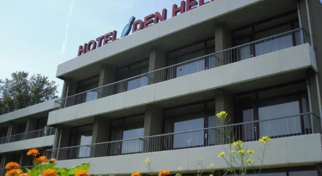 Семейный люкс Hotel Den Helder