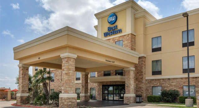 Best Western Bastrop Pines Inn, Buchen Sie Hotel Bastrop Texas Hill Country