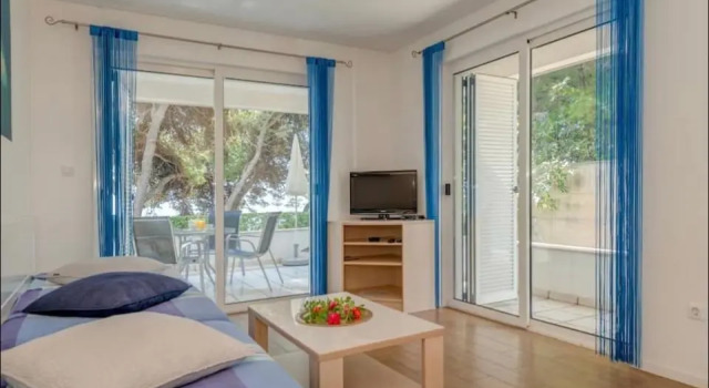Apartment Promenade Zlatni Rat
