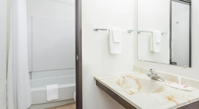 Четырёхместный номер Standard Super 8 by Wyndham Grand Junction Colorado