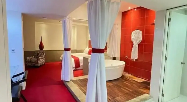 Люкс Zújmú Business Boutique Hotel