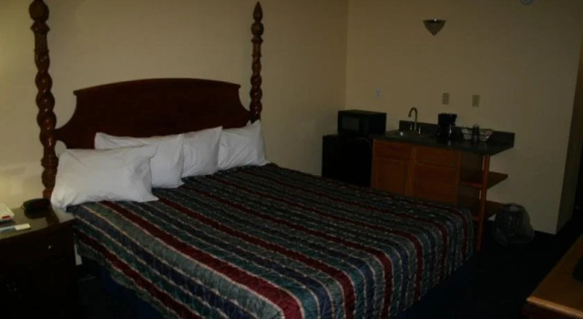 Americas Best Value Inn Clinton, Boek Hotel Clinton Missouri