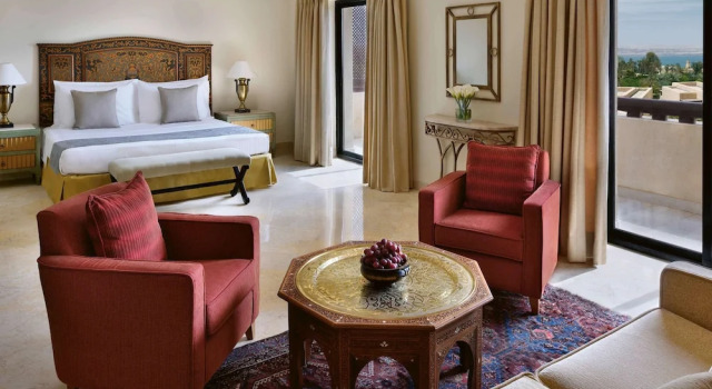 Двухместный люкс Presidential Mövenpick Resort & Spa Dead Sea
