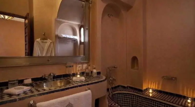 Двухместный номер Superior с балконом Riad Les Bougainvilliers