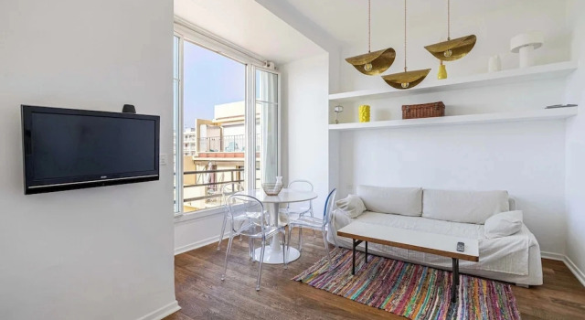 Air-conditioned Seafront Apartment - Nice