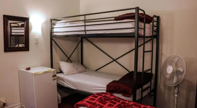 Трёхместный номер Standard Lantana Lodge