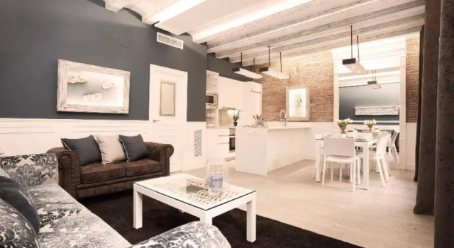 Апартаменты Deluxe Enjoybcn Colon Apartments