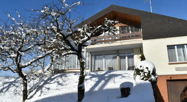Maison familiale à Montreux avec vue sur le lac, Забронировать Отель Монтрё Lavaux