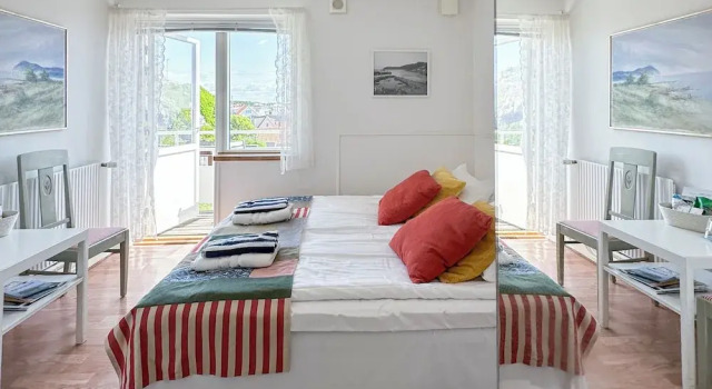 Двухместный номер Standard с балконом и с частичным видом на море Pensionat Strandgården
