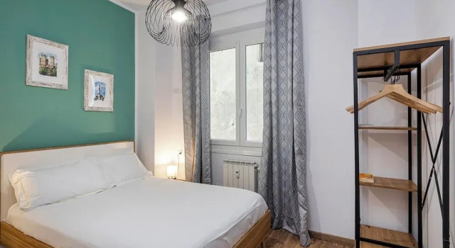 Art and Comfort near Lomellini Street