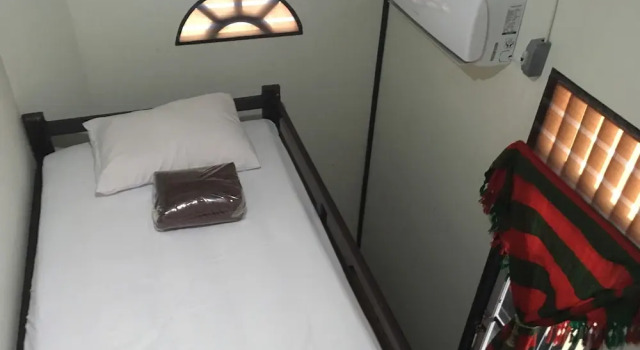 Arut Riverside Guesthouse, Buchen Sie Hotel Pangkalan Bun Kalimantan Tengah