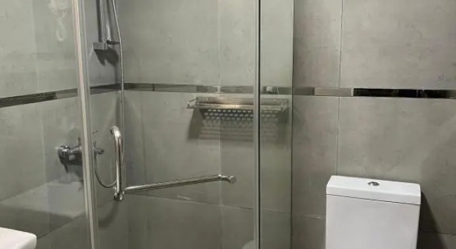 Трёхместный номер Standard с балконом Kent Hotel