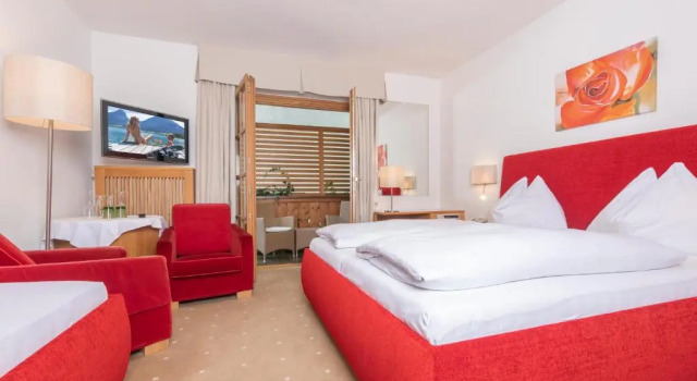 Трёхместный номер Standard с балконом Hotel Furian