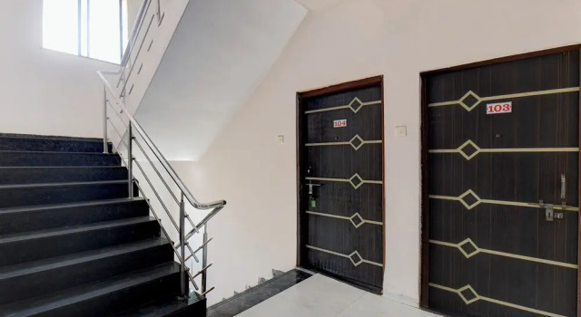 Via Royal Stay I, Забронировать Отель Отели штата Махараштры 3 звезды, 3*