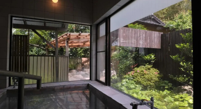 Tomomi Sanso / Vacation STAY 3832, Prenota Hotel Hotel a Kyushu con parcheggio, Parcheggio